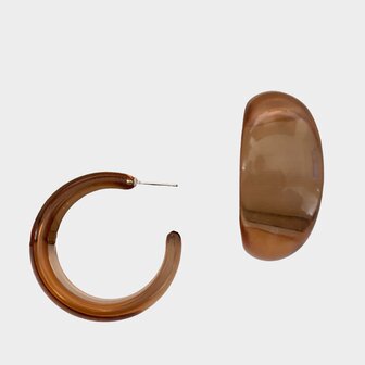 Oorbellen creool resin bruin