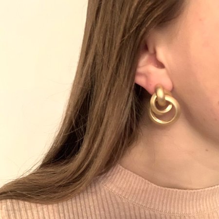 Oorbellen knot goud