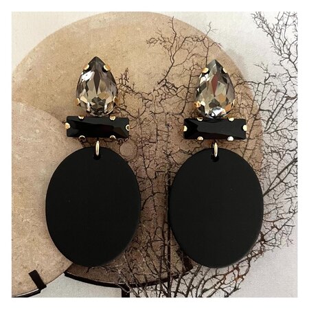Oorbellen resin crystal zwart