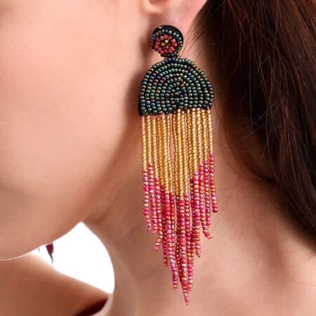 Oorbellen boho kwast zwart